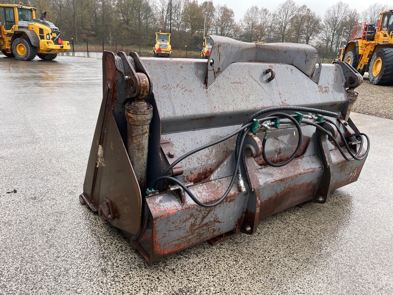 Hoogkiepbak 285cm 3700ltr Volvo / Lundberg aansluiting 