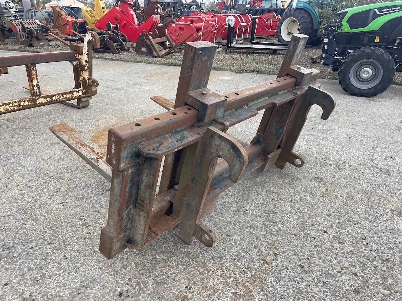 Palletvorken 200cm x 120cm Werklust aansluiting 
